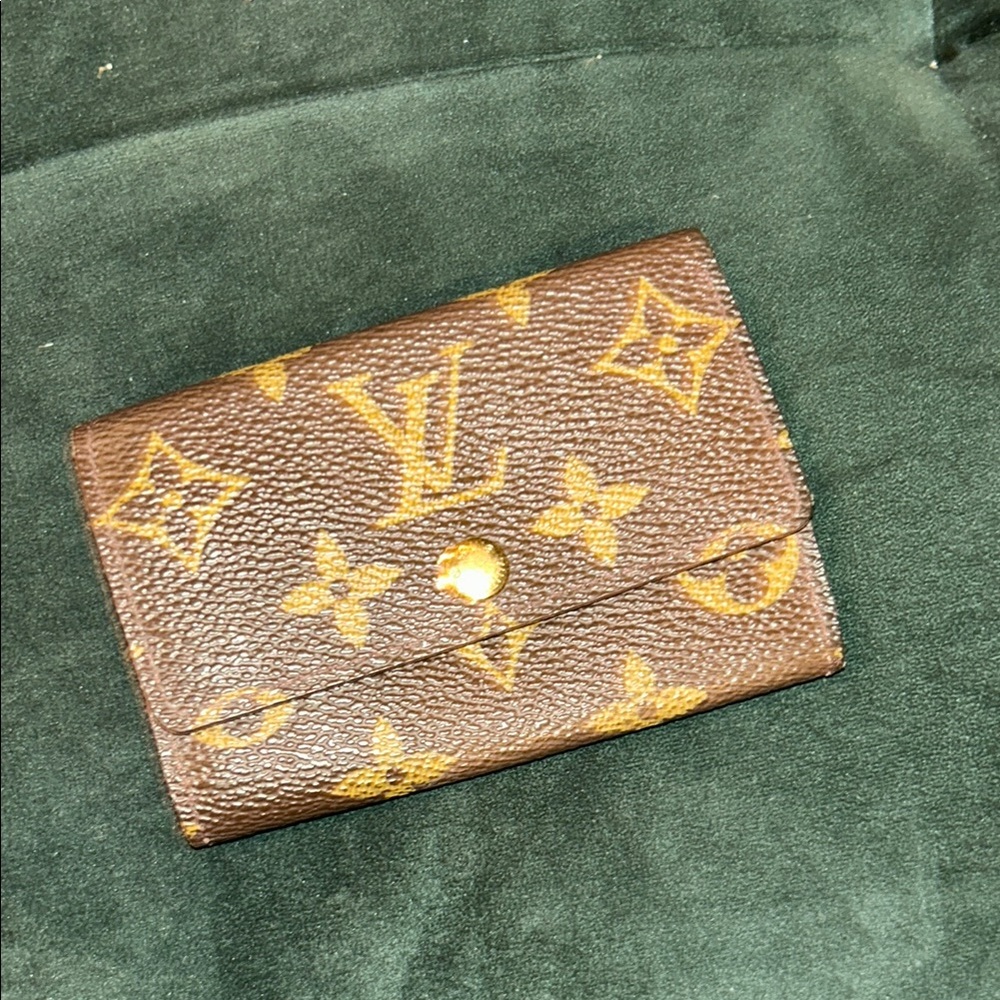 Louis Vuitton Brown Monogram key holder